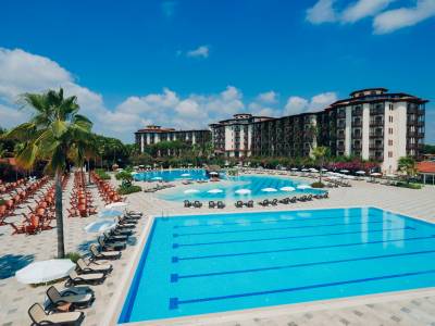 SELECTUM FAMILY RESORT BELEK Pools & Beach